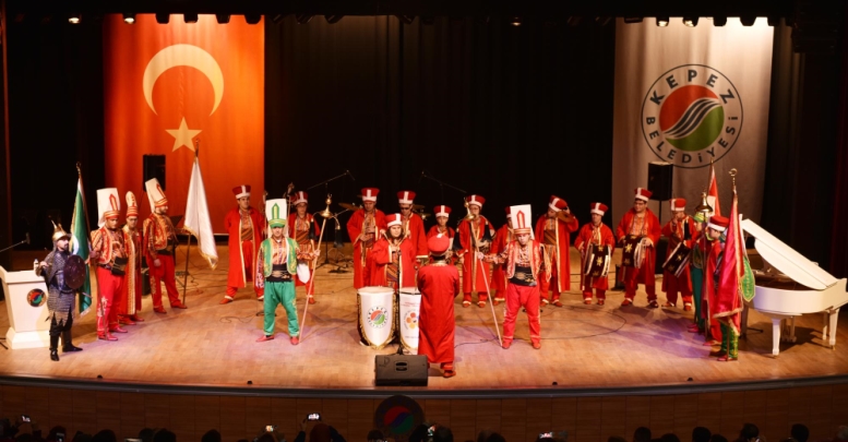 Mehteran gösterisi hayran bıraktı