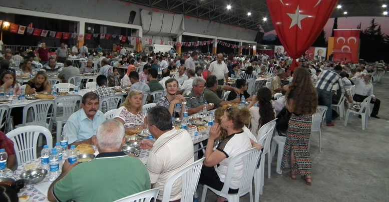 MHP’den büyük iftar