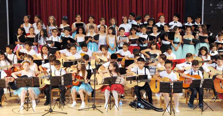 Miniklerden dev orkestra
