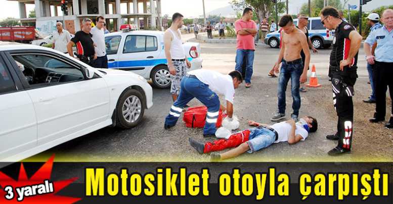 Motosiklet otoyla çarpıştı