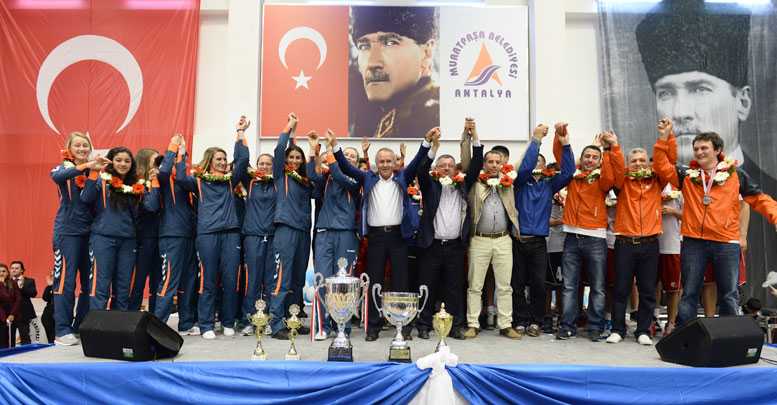 Muratpaşa’da dev açılış