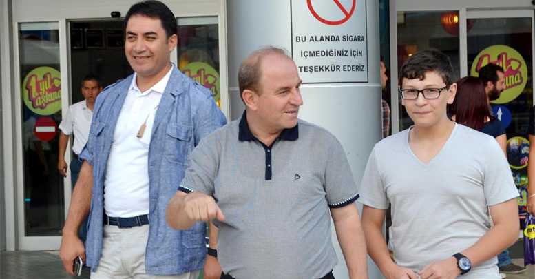Müsteşar alışverişte