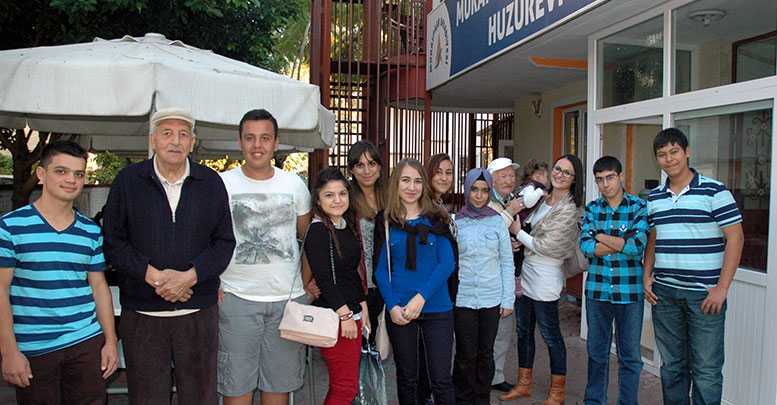 Öğrencilerden anlamlı ziyaret