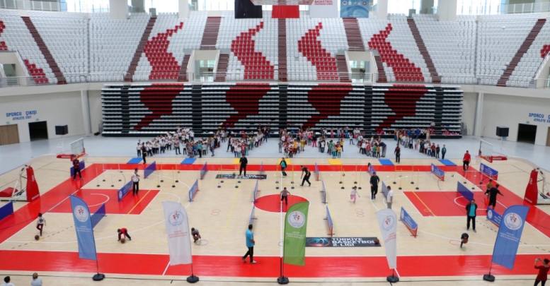Öğrencileri sporla buluşturan proje