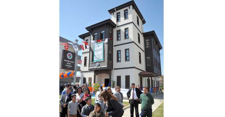 Orhan Gazi Semt Konağı törenle açıldı