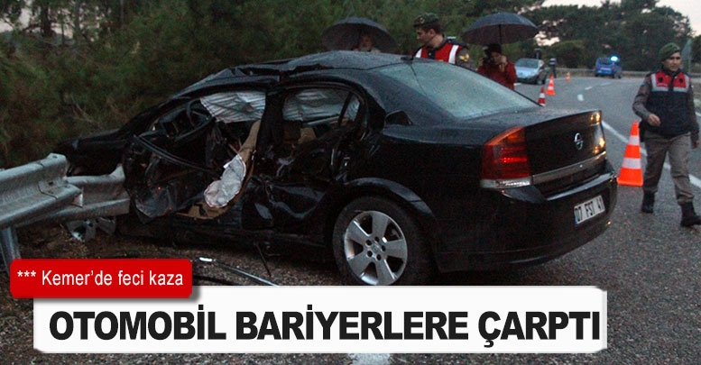 Otomobil bariyerlere çarptı