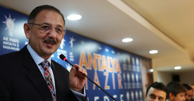 Özhasaki: Allah hepimizin ömrünü alsın ona versin