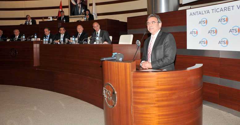 PATRONLAR ADAYLARI DİNLEYECEK
