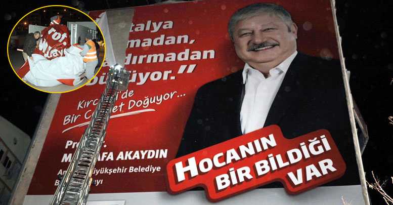 Polisten afiş operasyonu