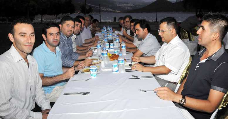 SAĞLIKÇILAR İFTARDA BULUŞTU