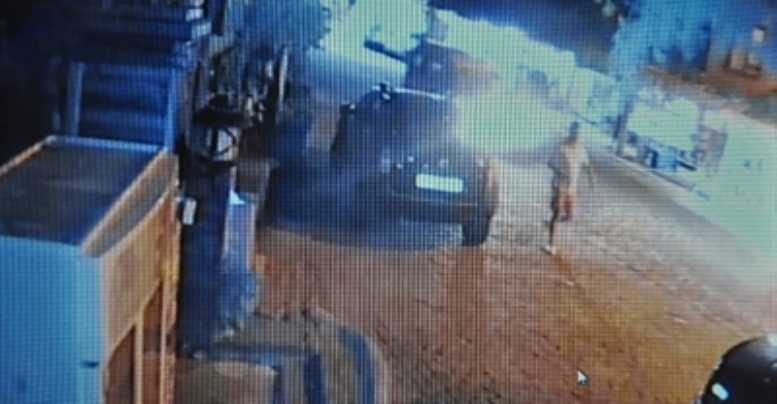 Sahte parayla alışveriş kamerada