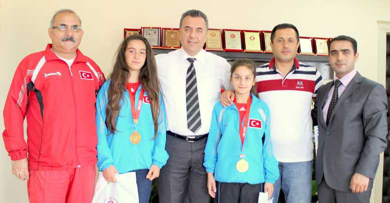 Şampiyonlardan ziyaret