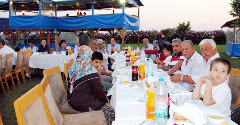 ŞEHİT AİLELERİ VE GAZİLERE İFTAR