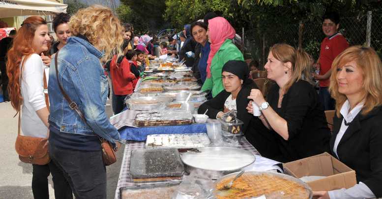 Şenlik içinde kermes