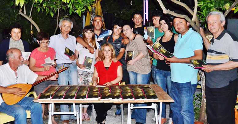 Şiirlerini kitaplaştırdı