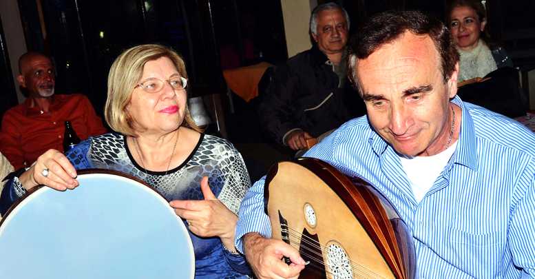 Şiirli türkülü şarkılı gece