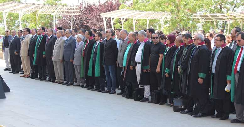 Soma için 1 dakikalık saygı duruşu