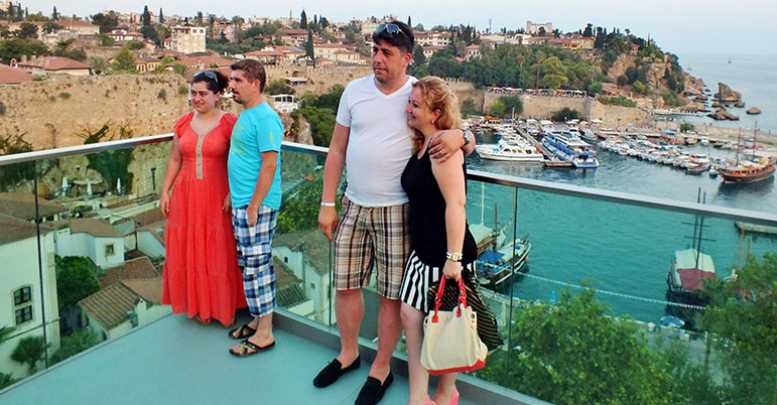 Terasta Antalya hatırası