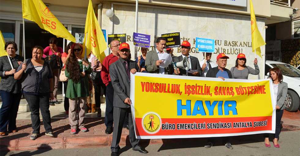 TÜİK önünde 4/C protestosu