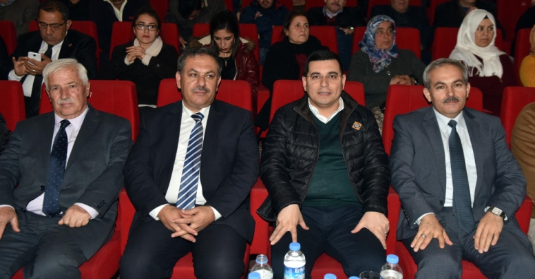 Tütüncü Gündoğmuşlular ile kucaklaştı