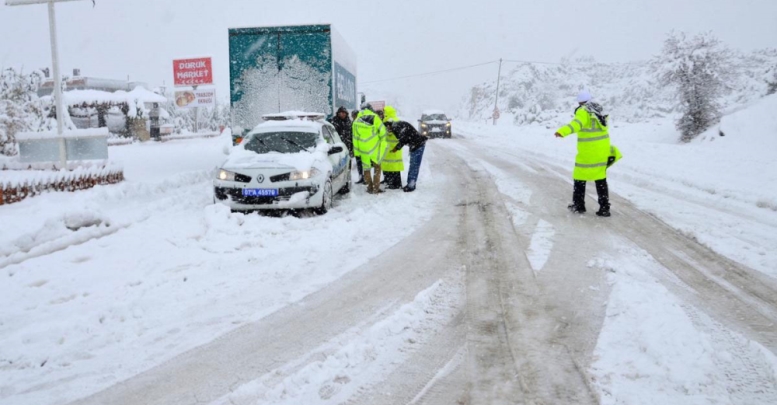Ulaşıma kar engeli