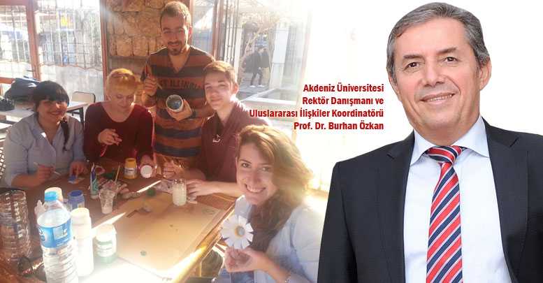 Üniversite’de Geri Dönüşüm Atölyesi