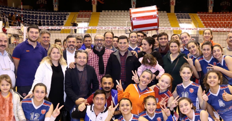 Voleybola milli takviye