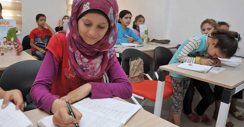 Yabancı uyruklular Türkçe öğreniyor